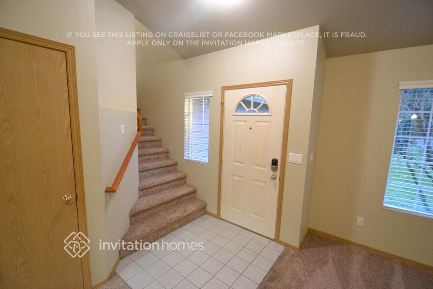 Building Photo - 2427 S 354th St