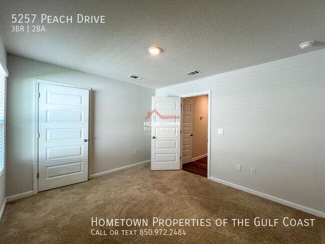 Building Photo - 5257 Peach Dr