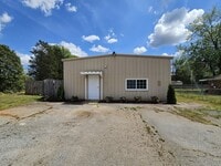 Building Photo - 1198 Holly Springs Rd