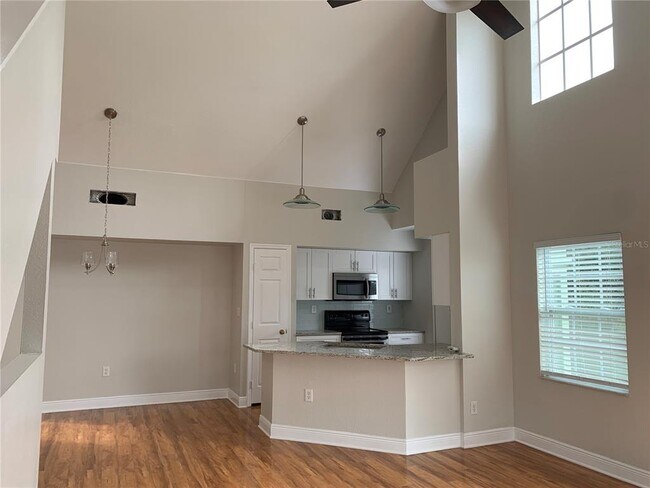 Building Photo - 10416 White Lake Ct