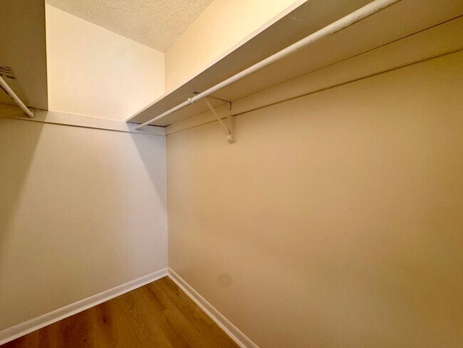 Building Photo - Charming 3 Bed/2 Bath Single Family Home in Winter Park!