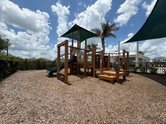 Building Photo - 10783 SW Vasari Way