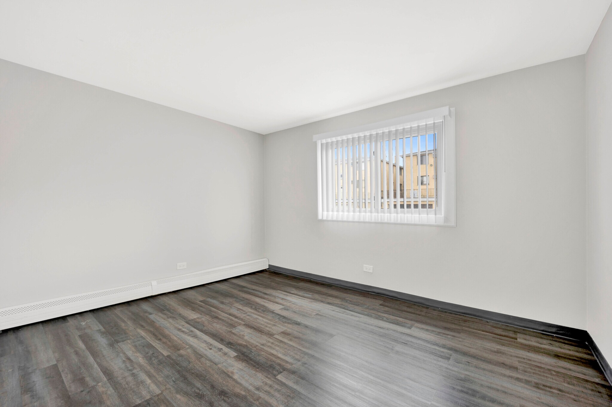 Building Photo - 10339 McVicker Ave