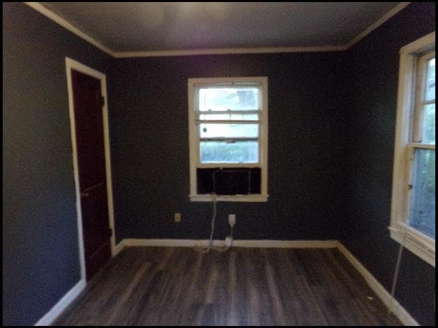 Building Photo - 2115 W 16th St