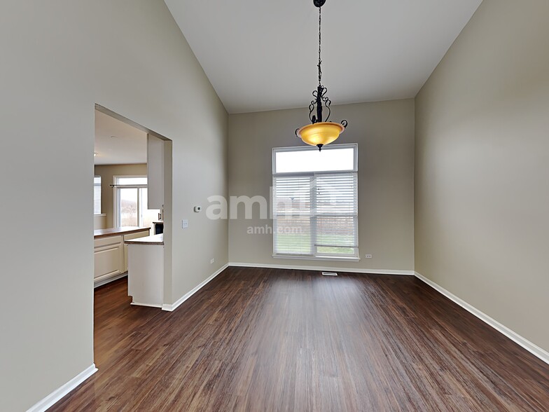 Building Photo - 16640 Borio Dr