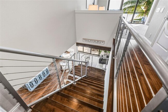 Building Photo - 459 20th Ave