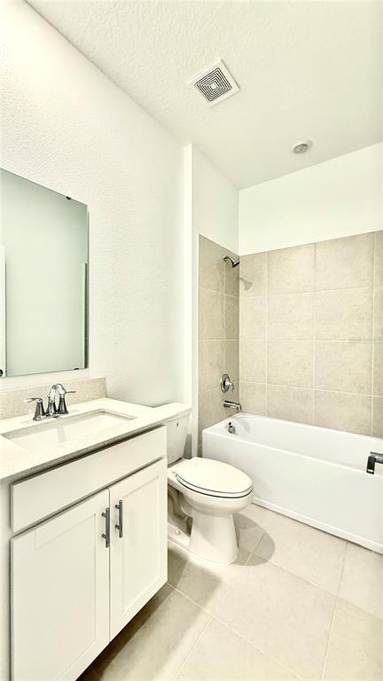 Building Photo - 3162 Armstrong Ave