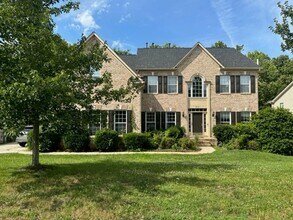 Building Photo - Gorgeous home in Fort Mill.