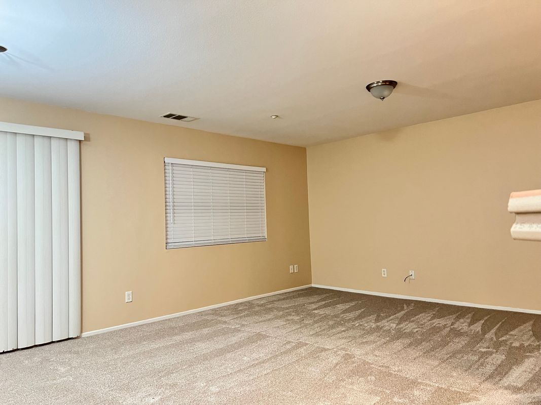 Building Photo - 19178 White Dove Ln