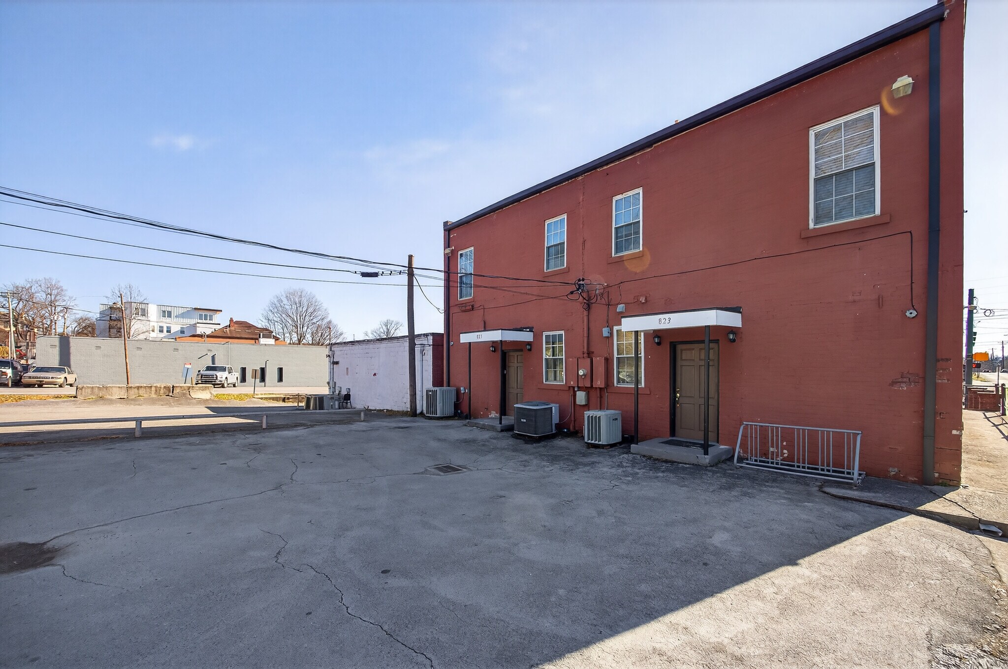 Building Photo - 823 McCallie Ave