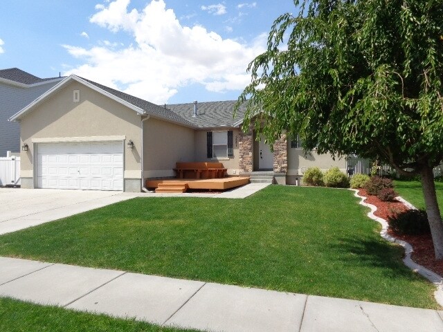 Primary Photo - 5551 Geneva Way