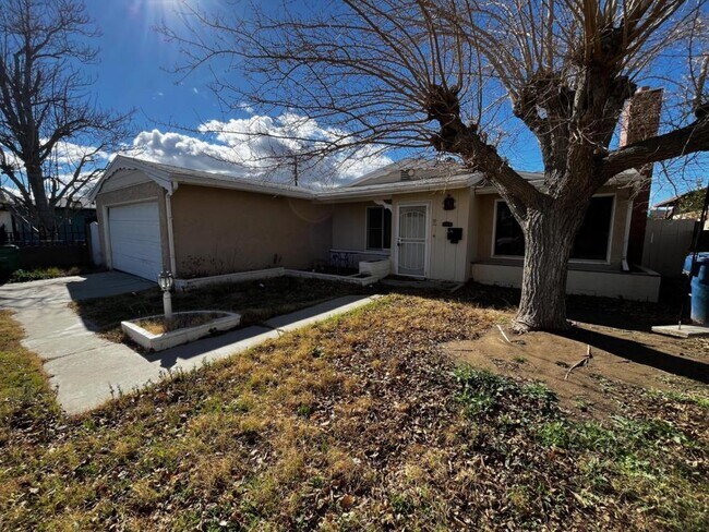 Primary Photo - 44043 Date Ave