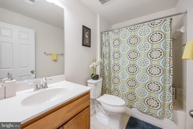 Building Photo - 309 Boxelder Dr
