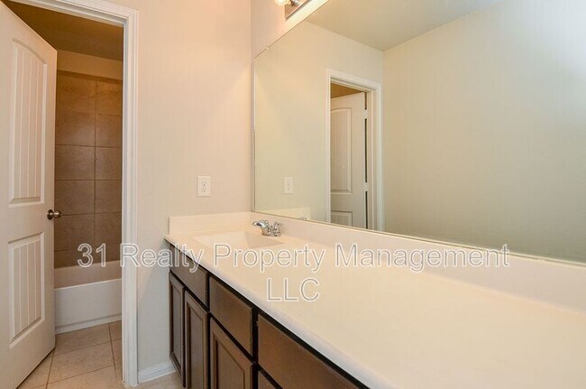 Building Photo - 24902 Alberti Sonata Dr