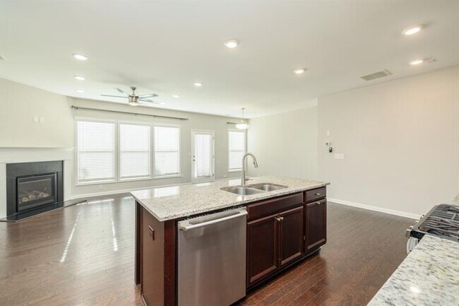 Building Photo - 4305 Bryton Trace Dr