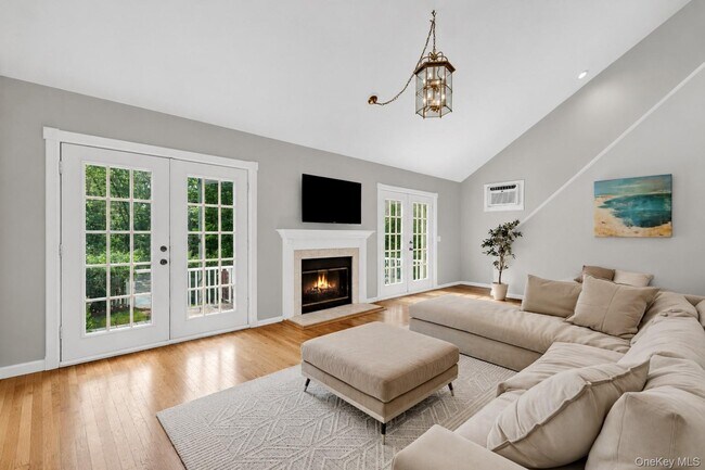 Building Photo - 155 Little Fresh Pond Rd