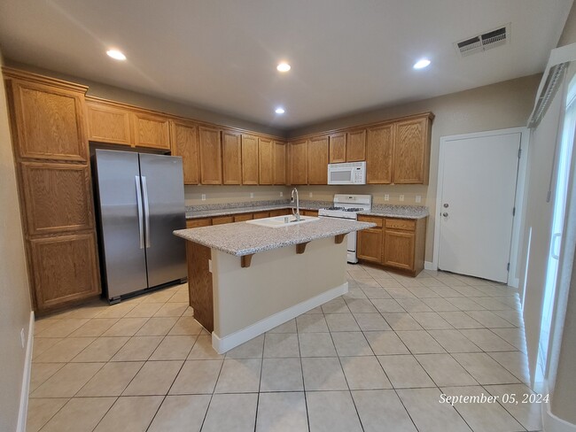 Building Photo - 1041 Big Oak Flat Ct