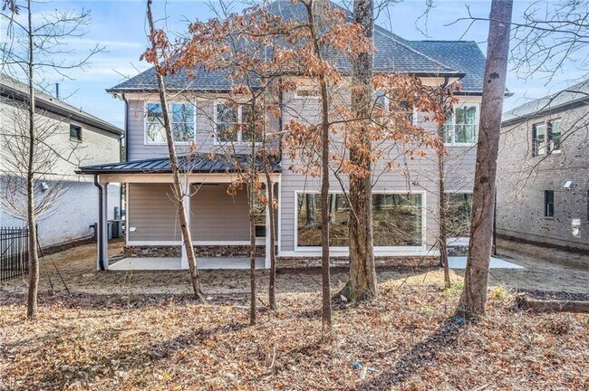 Building Photo - 909 Sunny Meadows Ln