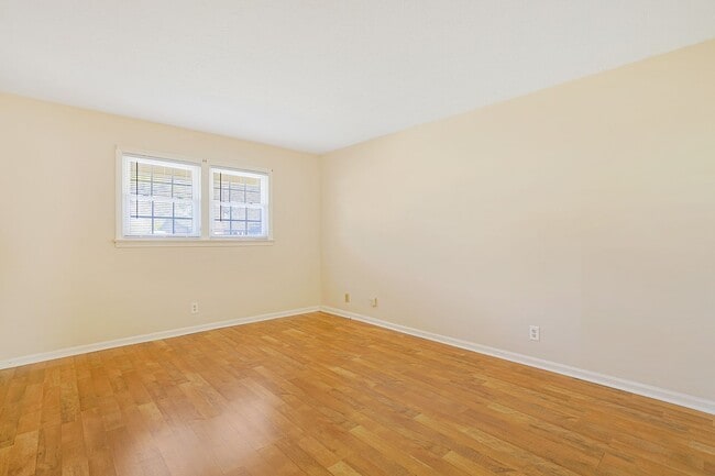 Building Photo - Adorable 2 Bedroom Duplex in Myrtle Beach