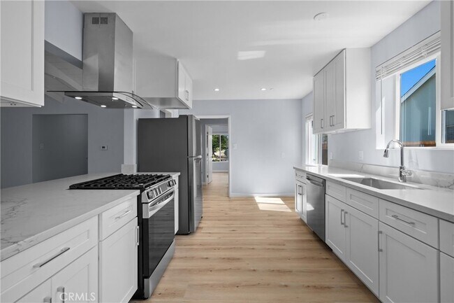 Building Photo - 16824 Calahan St