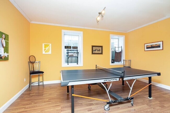 Building Photo - 29 South St