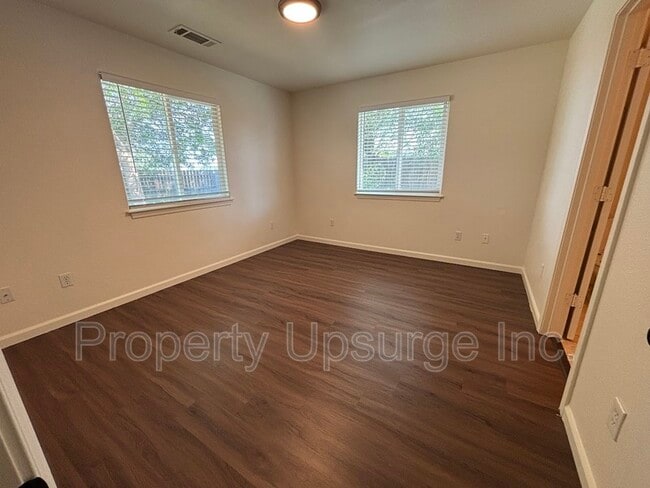 Building Photo - 3715 Silvario Ct