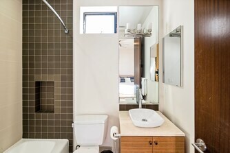 Building Photo - 1310 Manhattan Ave