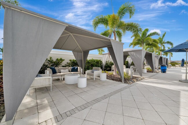 Building Photo - Del Webb Bayview Home, Active 55+ Communit...