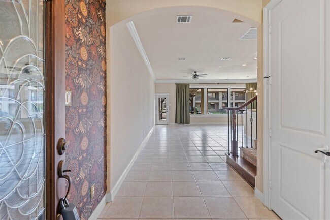 Building Photo - 360 Old Aqua Landing W