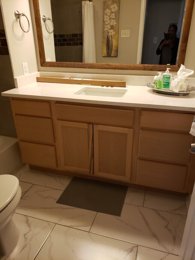 Building Photo - 2994 Baker Ridge Dr NW