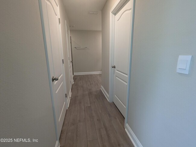 Building Photo - 126 Zancara St