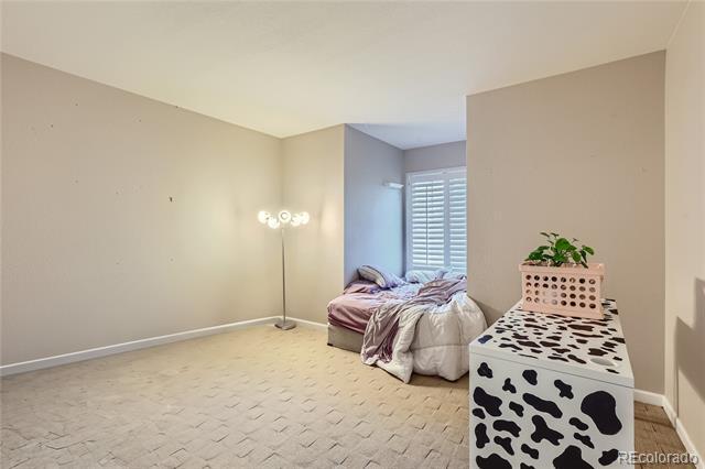 Building Photo - 7400 E 8th Ave