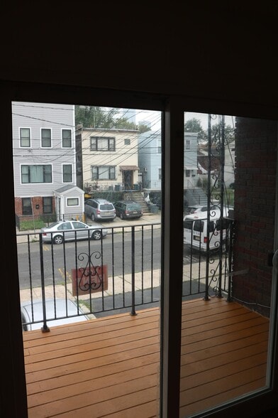 Balcony - 24 Prospect St