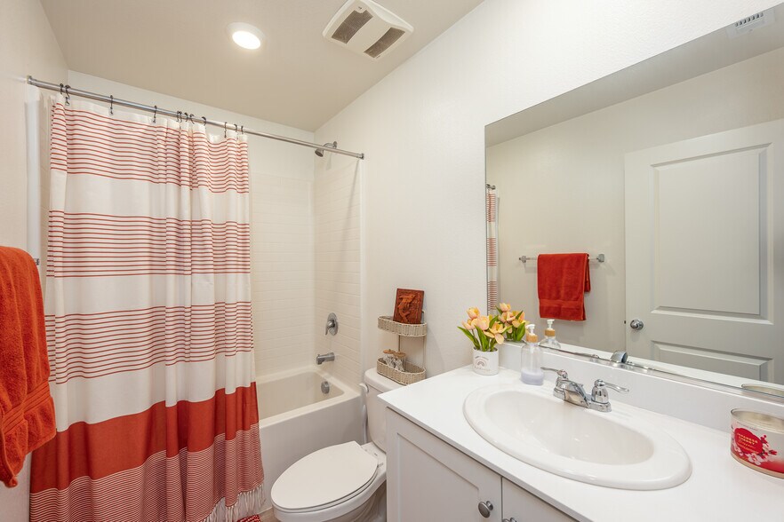 Building Photo - 30937 Viper Ct