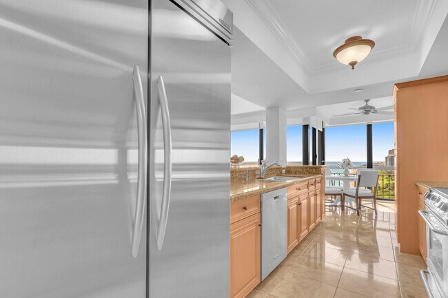 Building Photo - 4000 N Ocean Dr