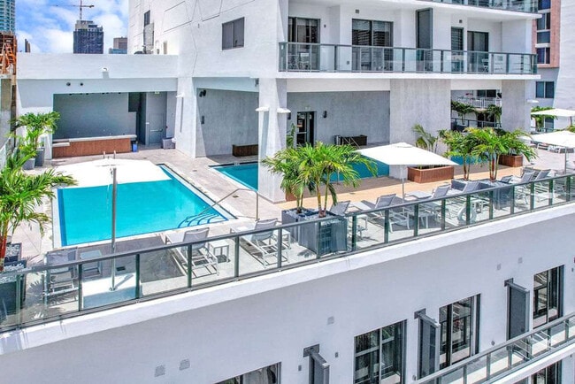 Building Photo - 239 SW 9th St