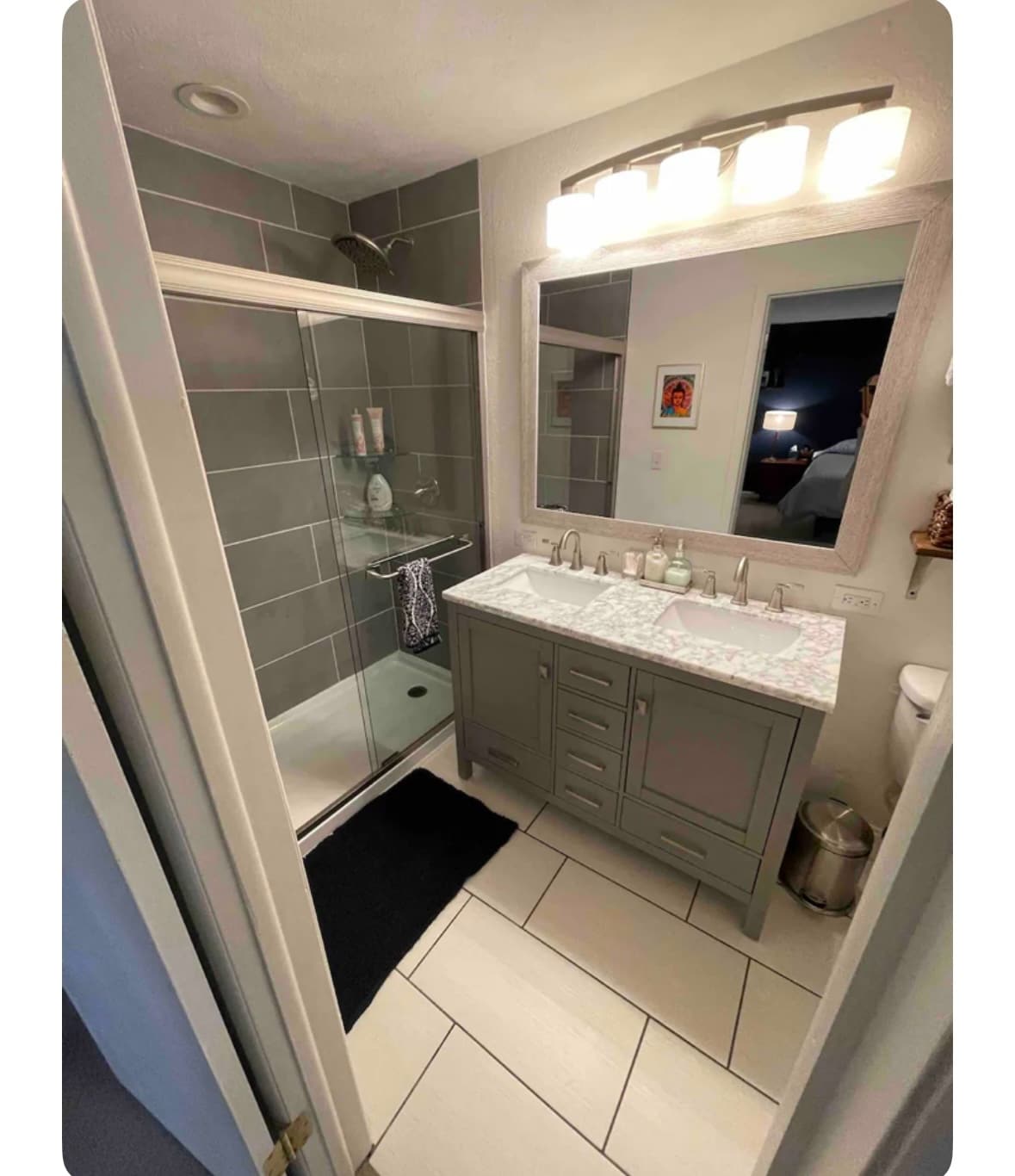 Master bath - 1792 Robb St