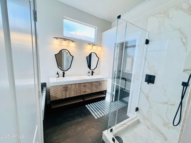 Building Photo - 14826 N 92nd Pl