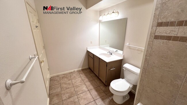 Building Photo - **Move In Special Half off first months re...