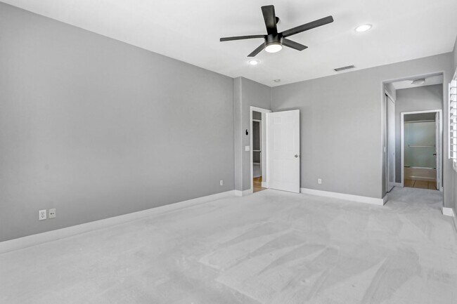 Building Photo - 4386 Bayhill Ln