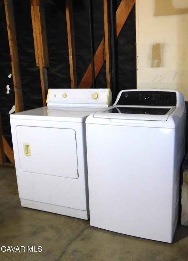 Building Photo - 20321 88th St