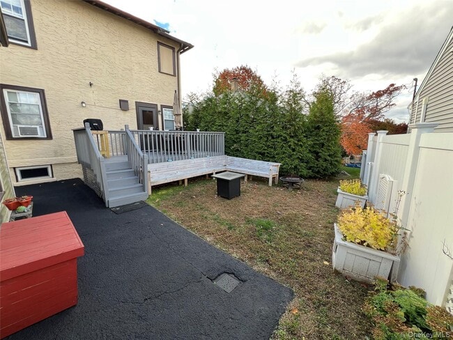 Building Photo - 23 Merritt Ave