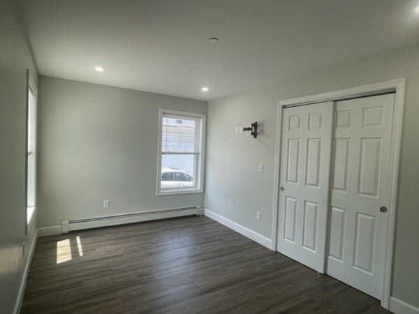 Building Photo - 129 Pleasant St