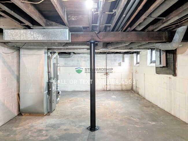 Building Photo - 1414 16th St NW