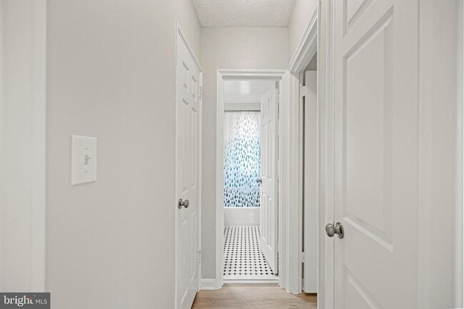 Building Photo - 235 N George Mason Dr