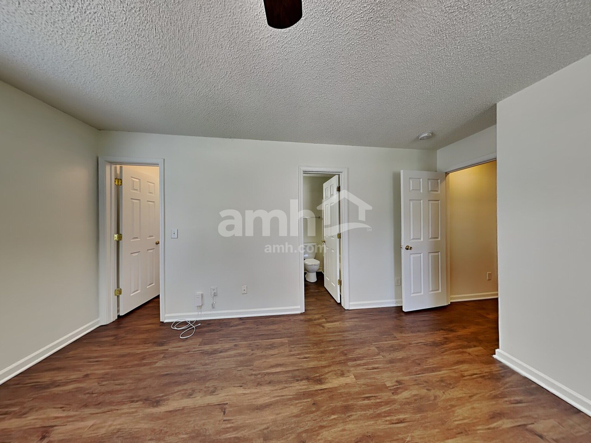 Building Photo - 3100 Marcony Way