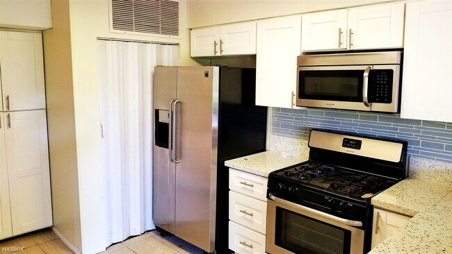 Building Photo - 2 br, 3 bath House - 4580 55th Street B