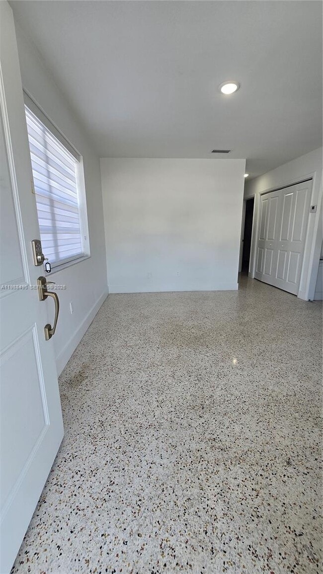 Building Photo - 3306 SW 24th Ter