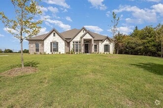 Building Photo - 1236 Jungle Dr