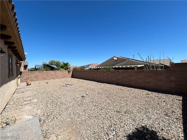 Building Photo - 1030 Via Nandina Pl